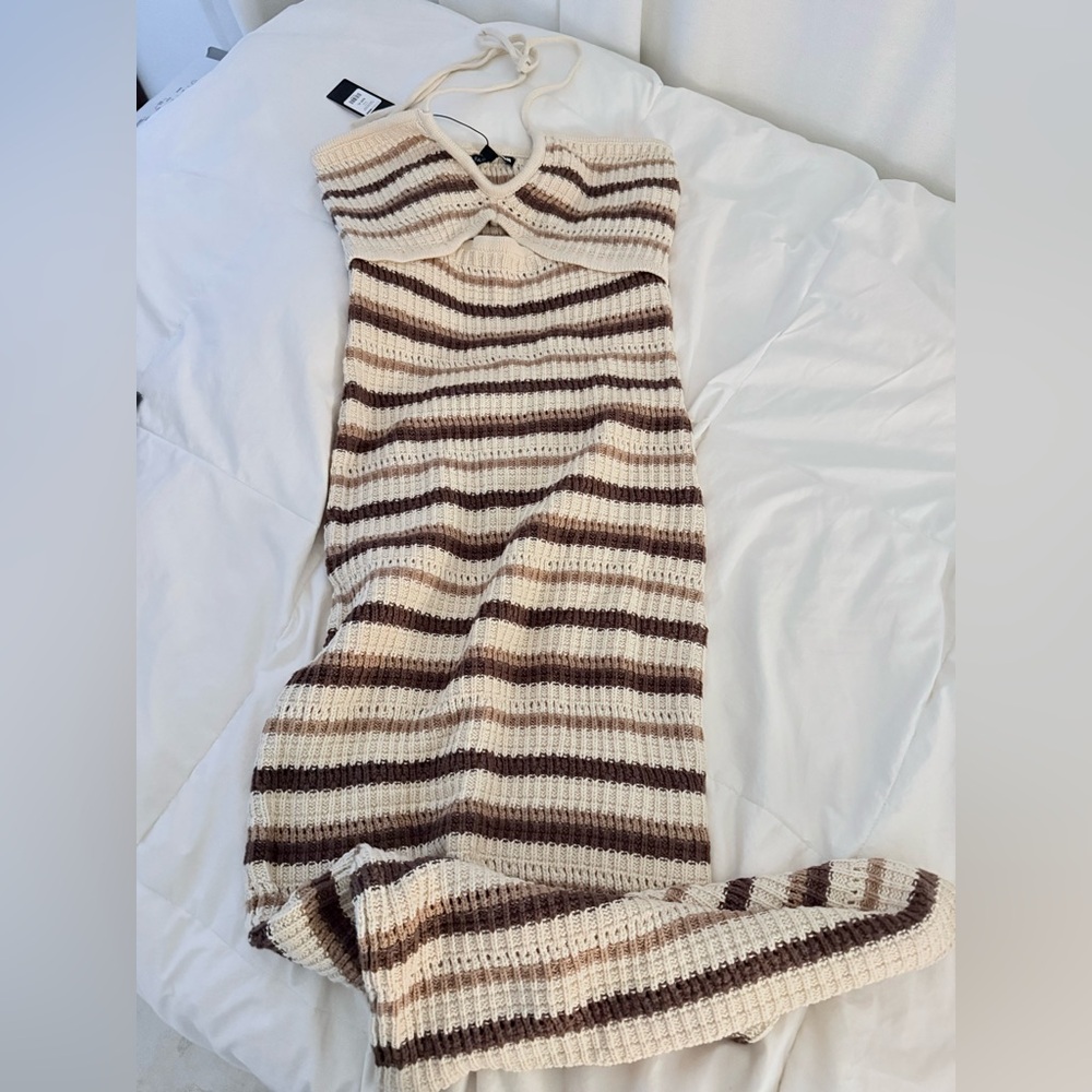 Fashion nova Brown and Cream Knitted and knotted crochet halter Midi Dress - Picture 6 of 10